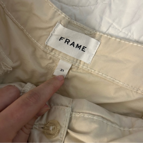 Frame Fluid Twill Pleated Pants - Picture 6 of 8